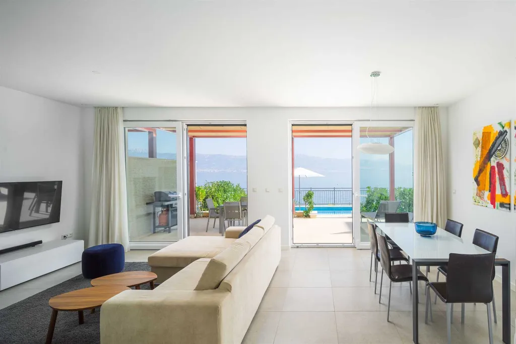 Spacious Beachfront Apartment with Pool in Trogir