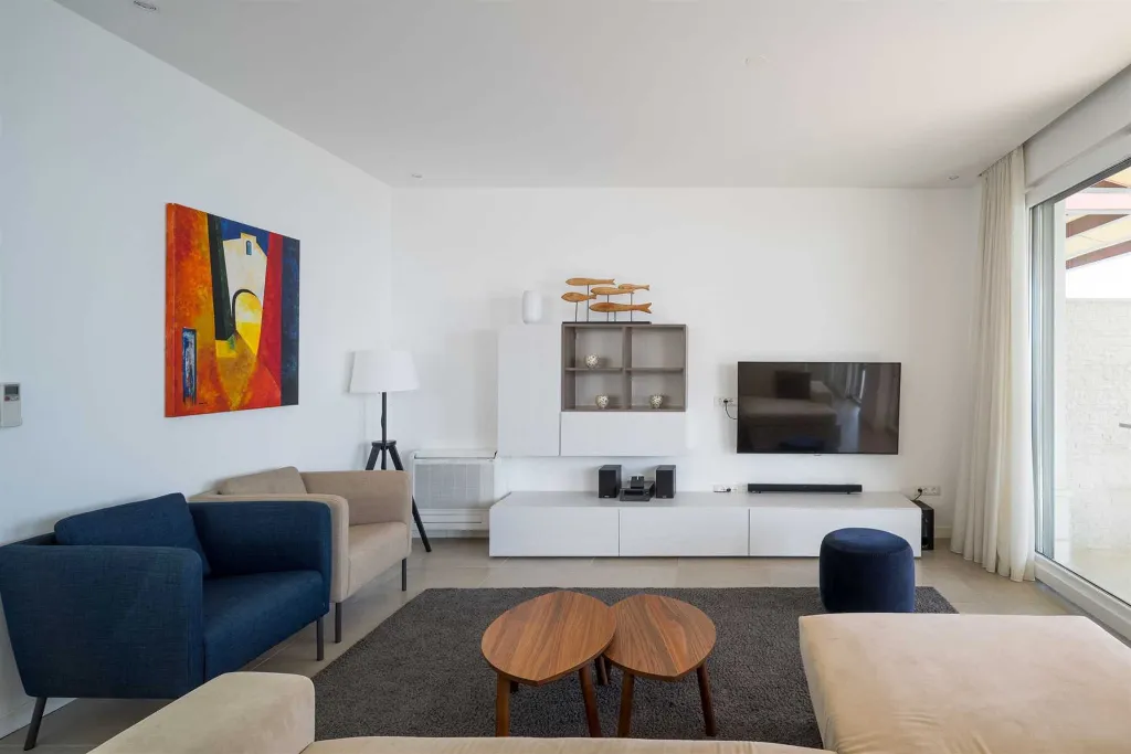 Spacious Beachfront Apartment with Pool in Trogir