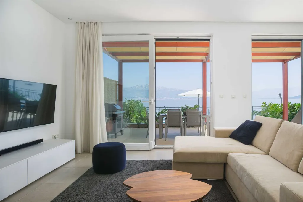 Spacious Beachfront Apartment with Pool in Trogir