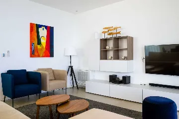 Spacious Beachfront Apartment with Pool in Trogir