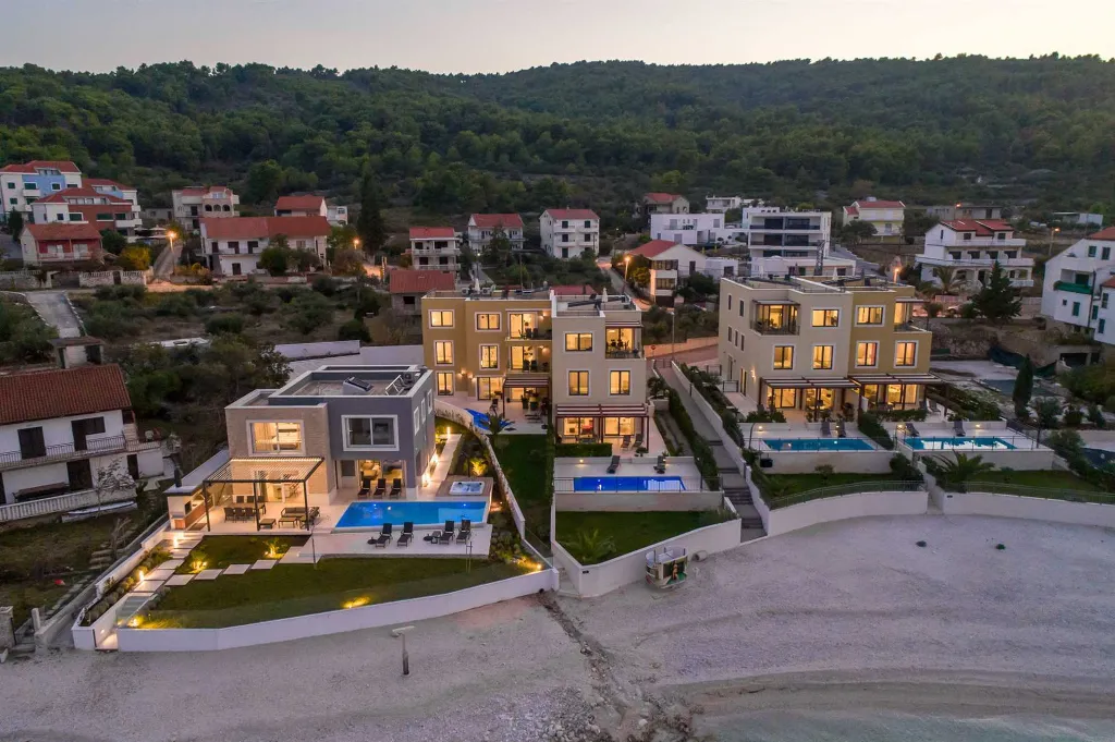 Modern Beachfront Apartment in Trogir