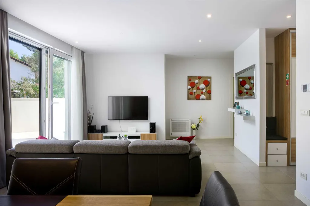 Modern Beachfront Apartment with Pool in Trogir