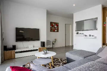 Modern Beachfront Apartment with Pool in Trogir