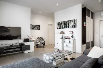 Modern Seaside Apartment in Trogir