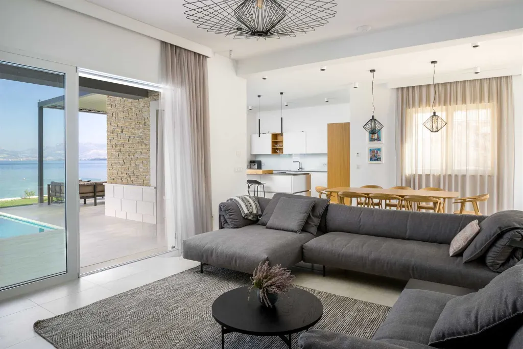 Seaside Escape Villa with Pool in Trogir