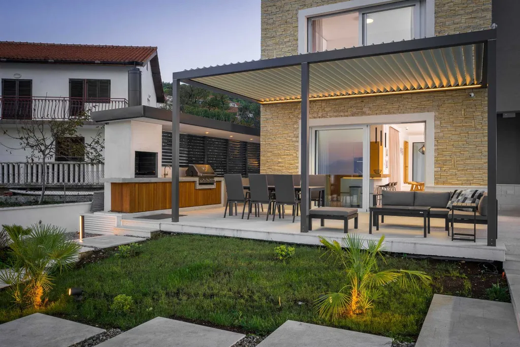 Seaside Escape Villa with Pool in Trogir