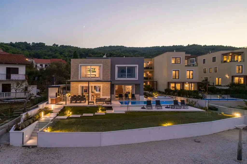 Seaside Escape Villa with Pool in Trogir