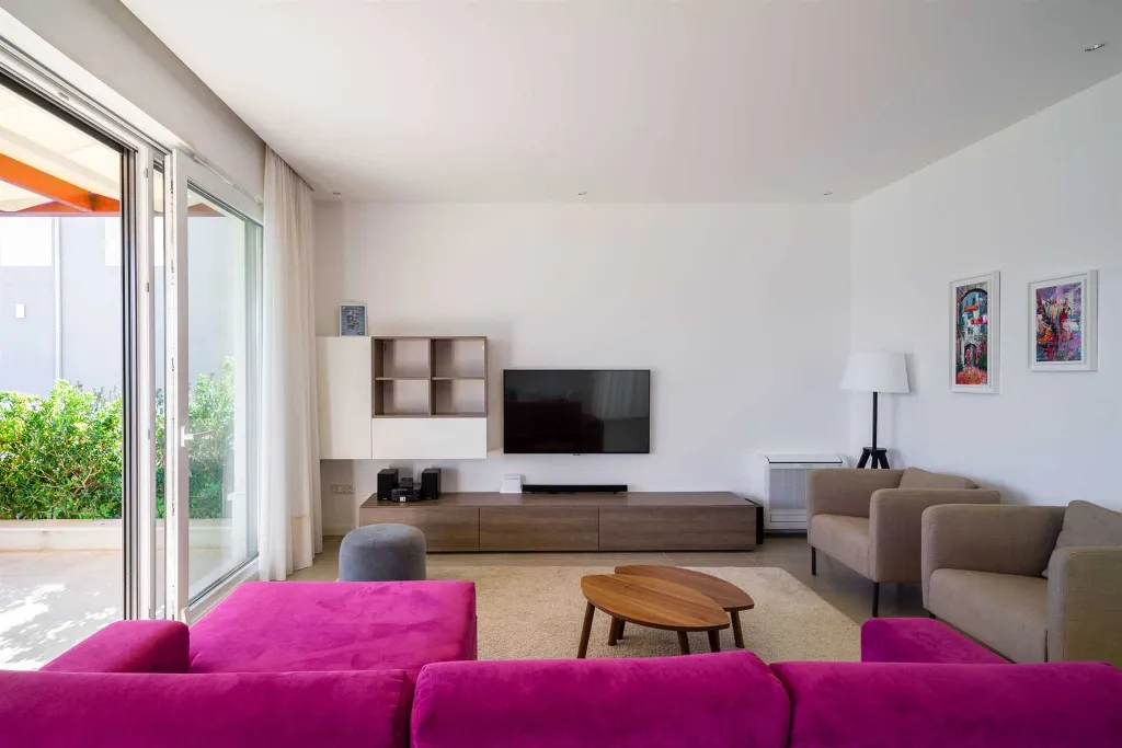 Modern Beachfront Villa with Pool in Trogir