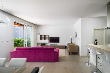 Modern Beachfront Villa with Pool in Trogir