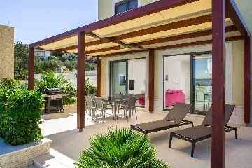 Modern Beachfront Villa with Pool in Trogir