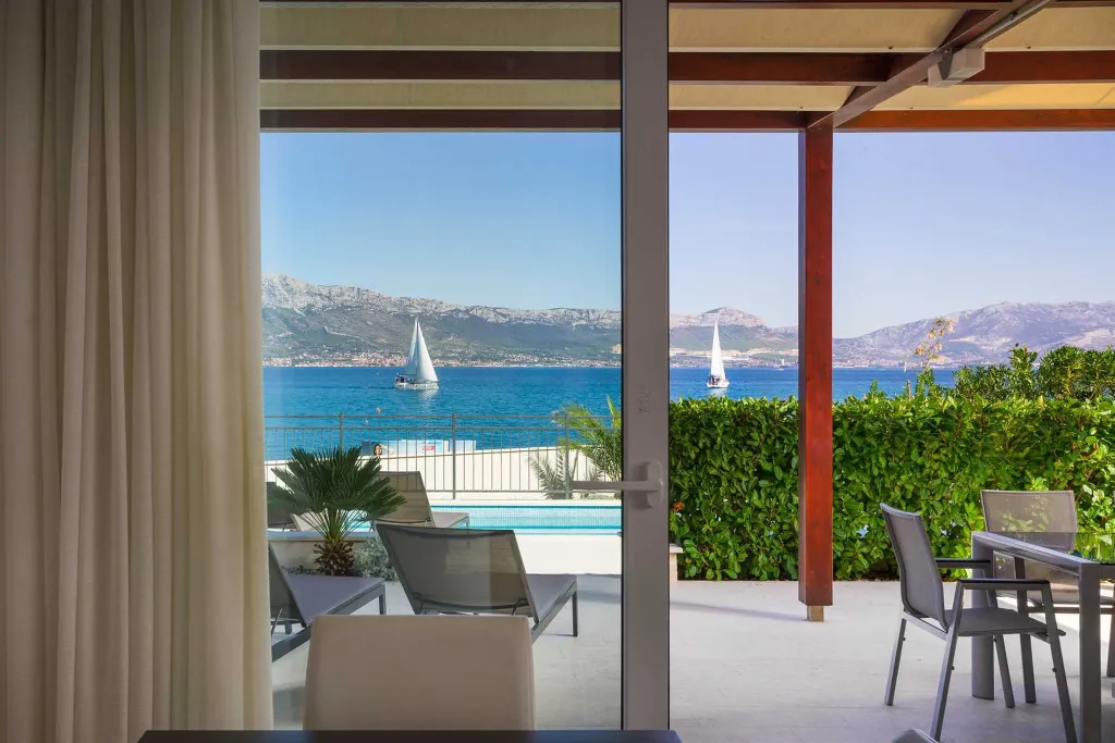 Modern Beachfront Villa with Pool in Trogir