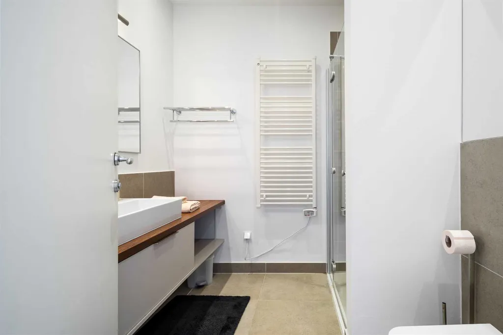 Modern 6-Bedroom Villa with Pool in Trogir