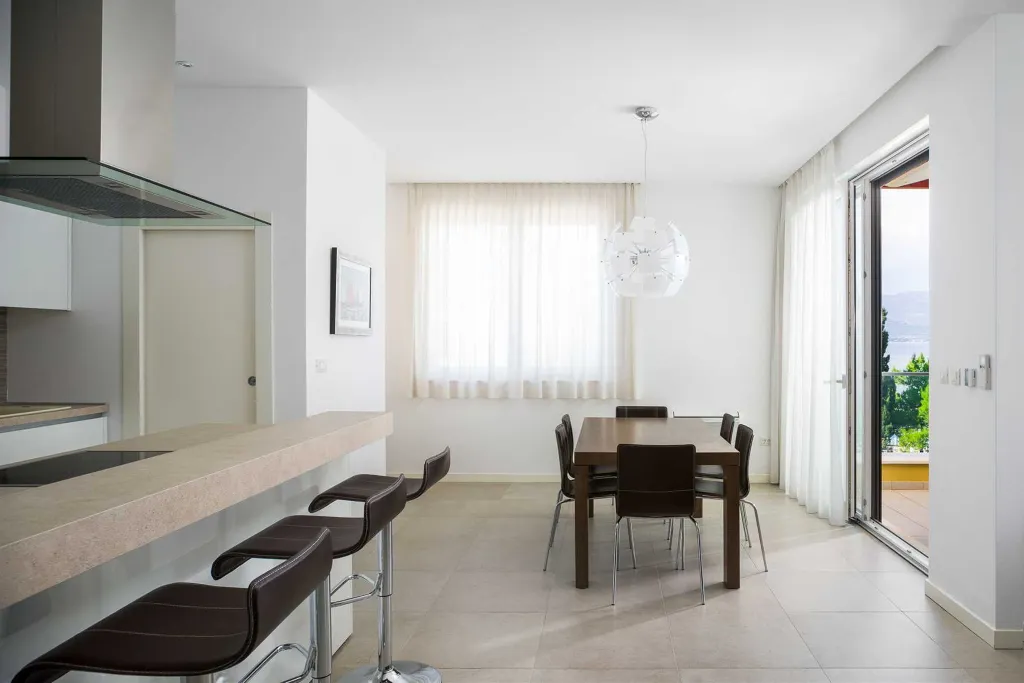 Modern 6-Bedroom Villa with Pool in Trogir