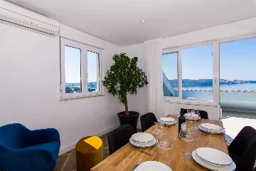 Modern Seaside Apartment with Terrace in Trogir
