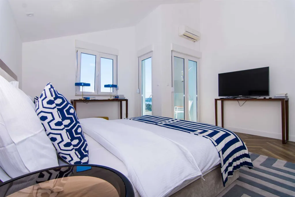 Modern Penthouse Apartment with Sea View in Trogir