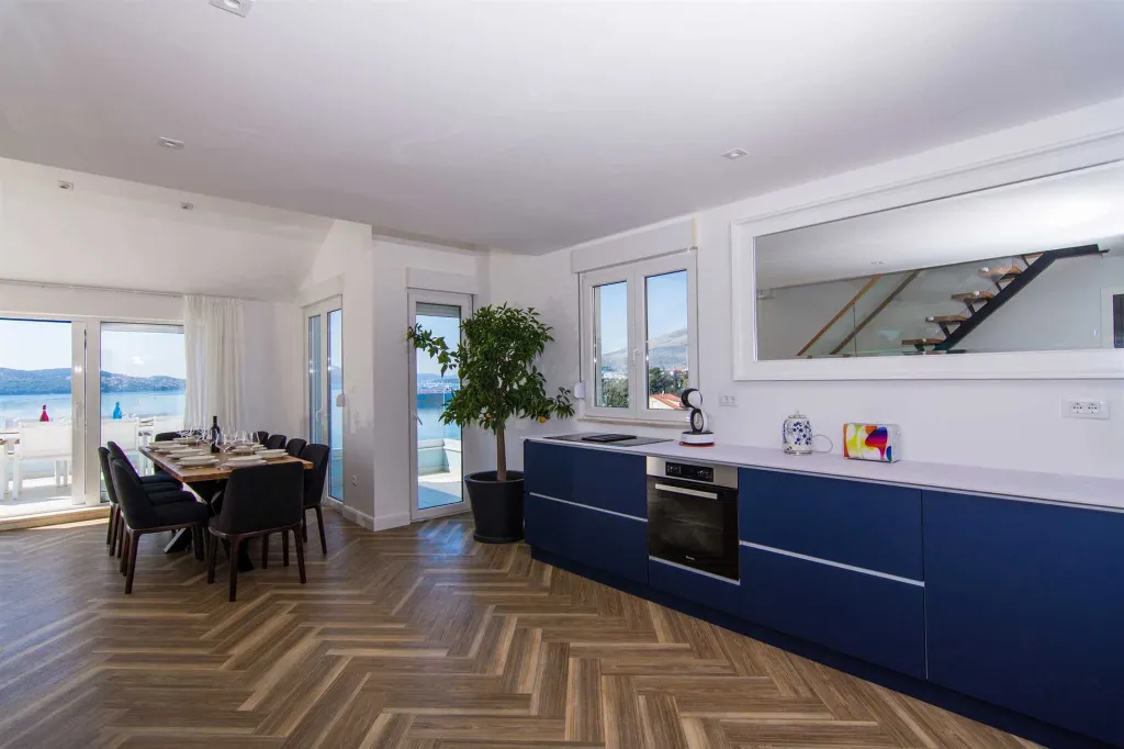 Modern Penthouse Apartment with Sea View in Trogir