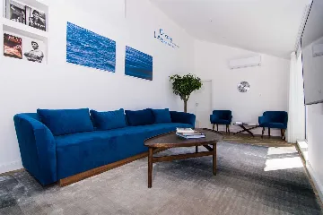 Modern Penthouse Apartment with Sea View in Trogir