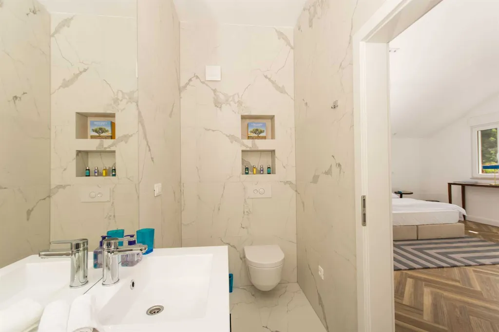 Modern Penthouse Apartment with Sea View in Trogir