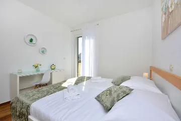 Family Villa with Pool in Grebastica