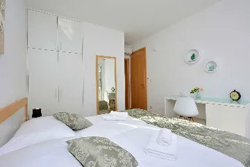 Family Villa with Pool in Grebastica