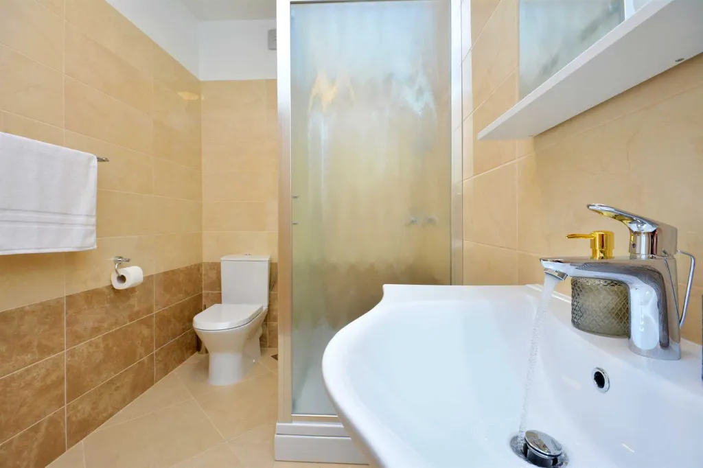 Family Villa with Pool in Grebastica