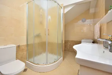 Family Villa with Pool in Grebastica