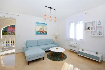 Family Villa with Pool in Grebastica