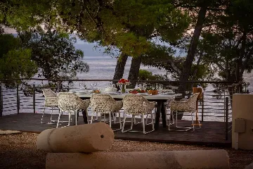 Beachfront Villa Retreat with Jacuzzi in Omiš