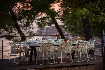 Beachfront Villa Retreat with Jacuzzi in Omiš