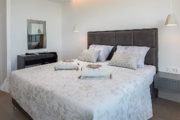 Elegant Seaview Villa with Pool in Okrug Gornji