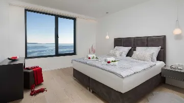 Elegant Seaview Villa with Pool in Okrug Gornji