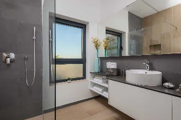 Elegant Seaview Villa with Pool in Okrug Gornji