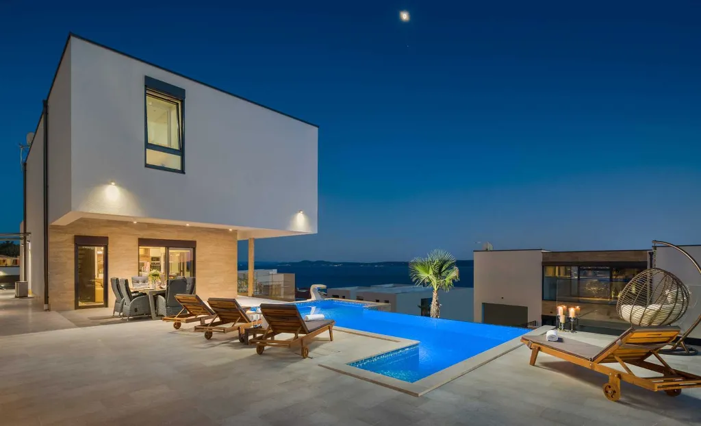 Elegant Seaview Villa with Pool in Okrug Gornji
