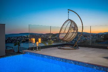 Elegant Seaview Villa with Pool in Okrug Gornji