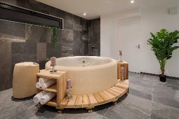 Elegant Seaview Villa with Pool in Okrug Gornji