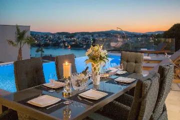 Elegant Seaview Villa with Pool in Okrug Gornji
