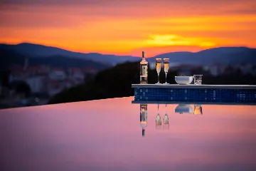 Contemporary Seaside Villa with Pool – Okrug Gornji