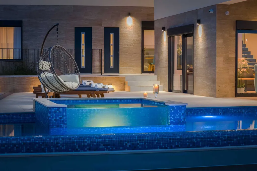 Contemporary Seaside Villa with Pool in Okrug Gornji