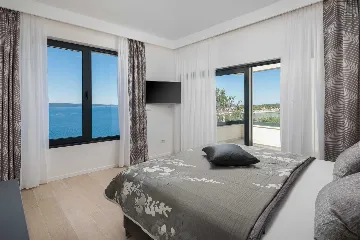 Contemporary Seaside Villa with Pool in Okrug Gornji