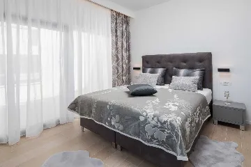 Contemporary Seaside Villa with Pool in Okrug Gornji