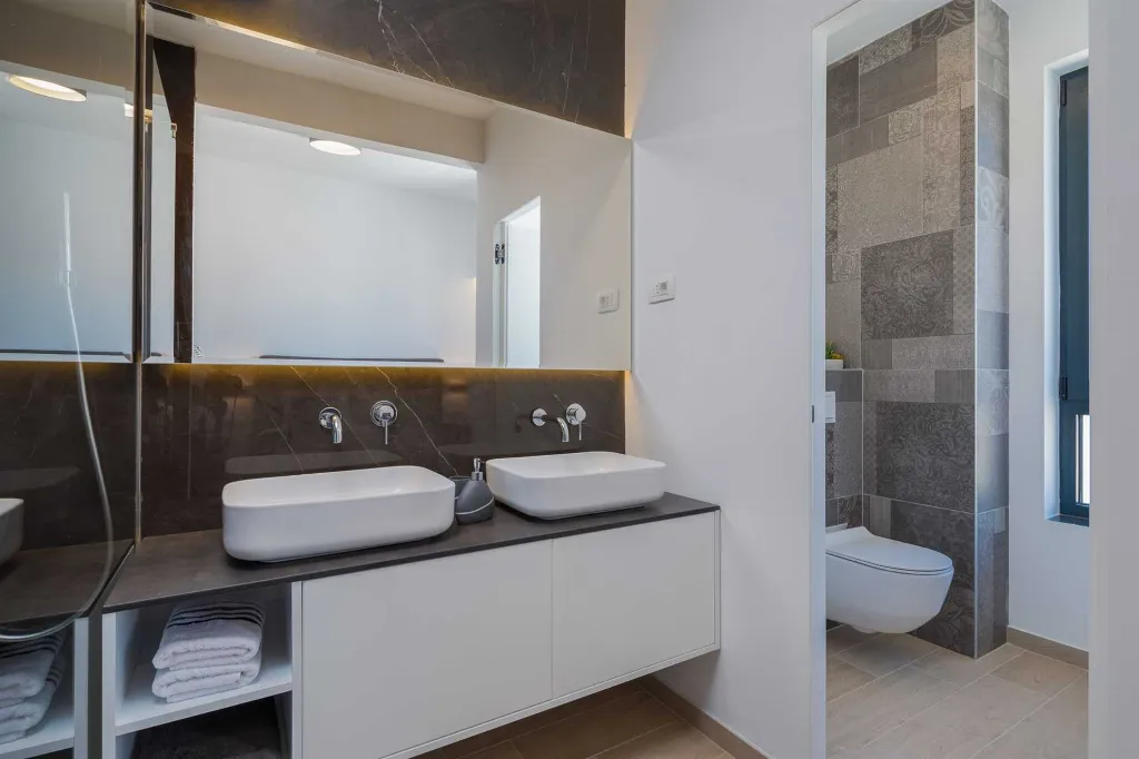 Contemporary Seaside Villa with Pool in Okrug Gornji
