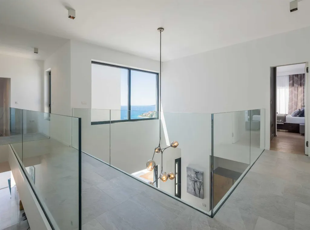 Contemporary Seaside Villa with Pool in Okrug Gornji
