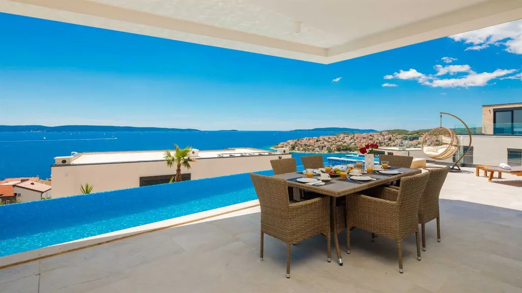 Contemporary Seaside Villa with Pool in Okrug Gornji