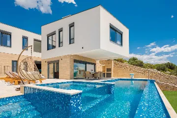 Contemporary Seaside Villa with Pool in Okrug Gornji