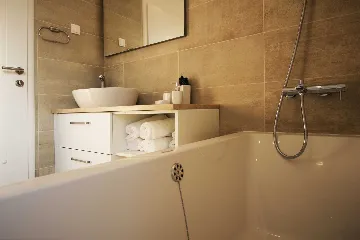 Contemporary Villa with Infinity Pool in Makarska