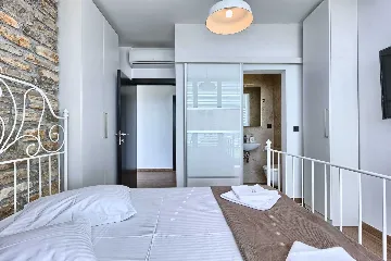 Seaside Escape Villa with Pool – Murter