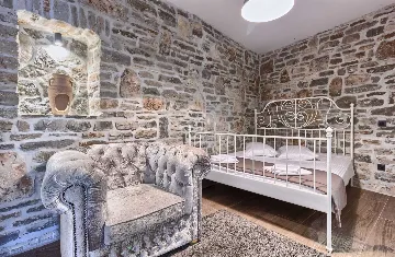 Seaside Escape Villa with Pool – Murter