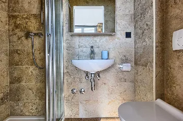 Seaside Escape Villa with Pool – Murter