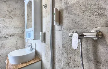 Seaside Escape Villa with Pool – Murter