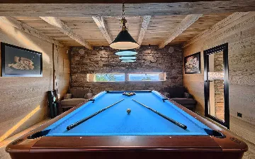 Seaside Escape Villa with Pool – Murter